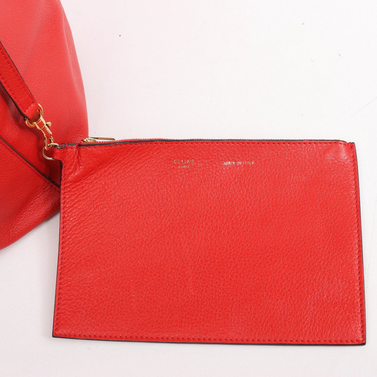 Celine Celine Cabas Phantom Large Leather Shoulder Bag in Red Rood