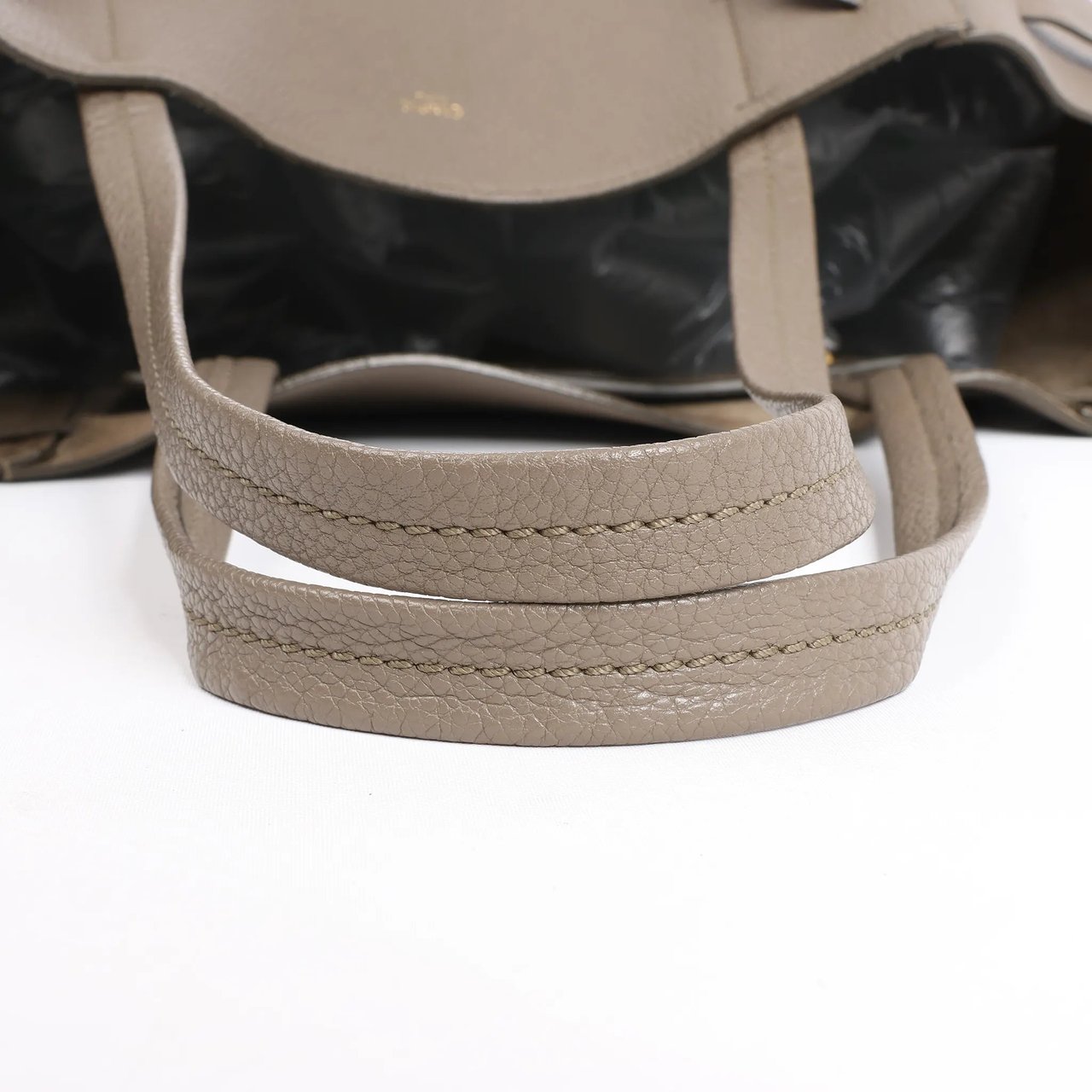 Celine Celine Cabas Phantom Medium Leather Shoulder Bag in Taupe Bruin