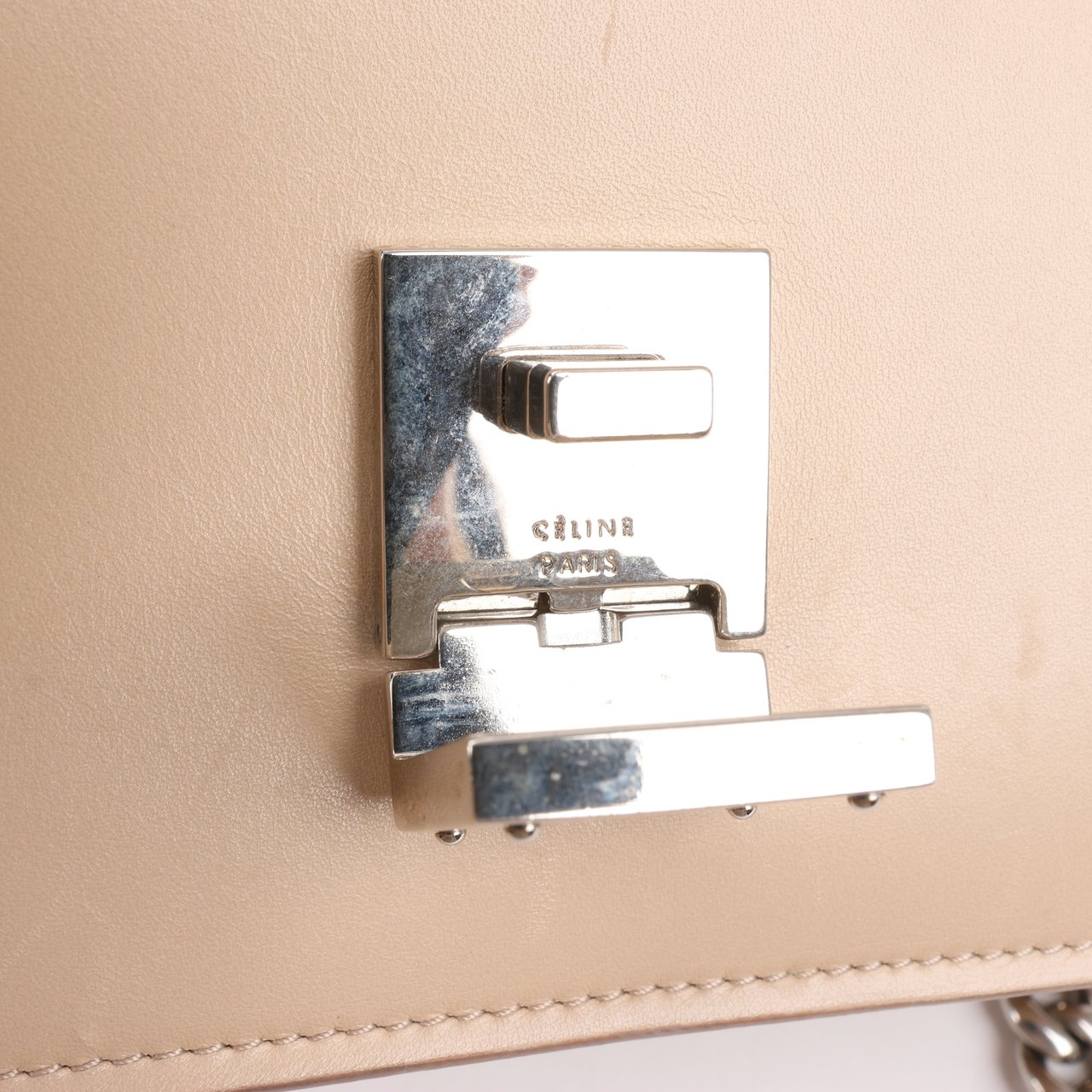 Celine Celine Case Flap Leather Chain Shoulder Bag in Beige (Marketplaces) Beige