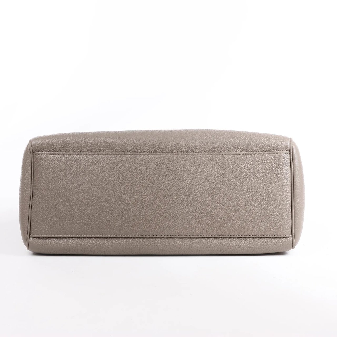 Celine Celine Sac 16 Medium Grained Leather Handbag in Gray Grijs