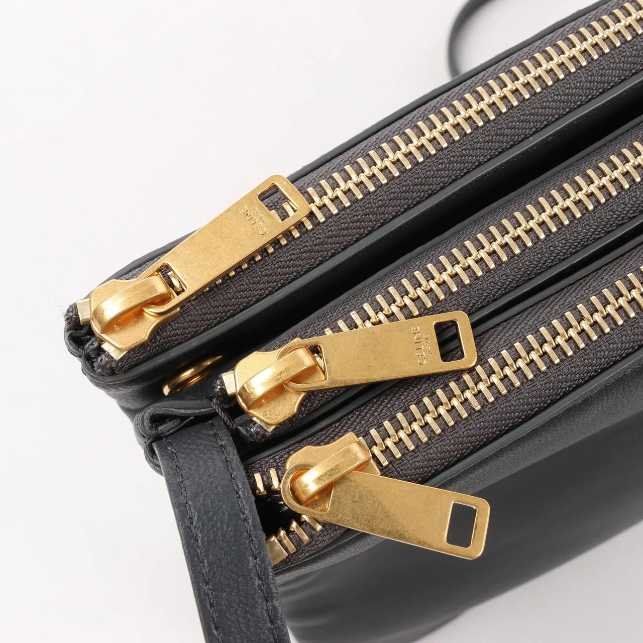 Celine Celine Trio Large Leather Crossbody bag in Gray Grijs