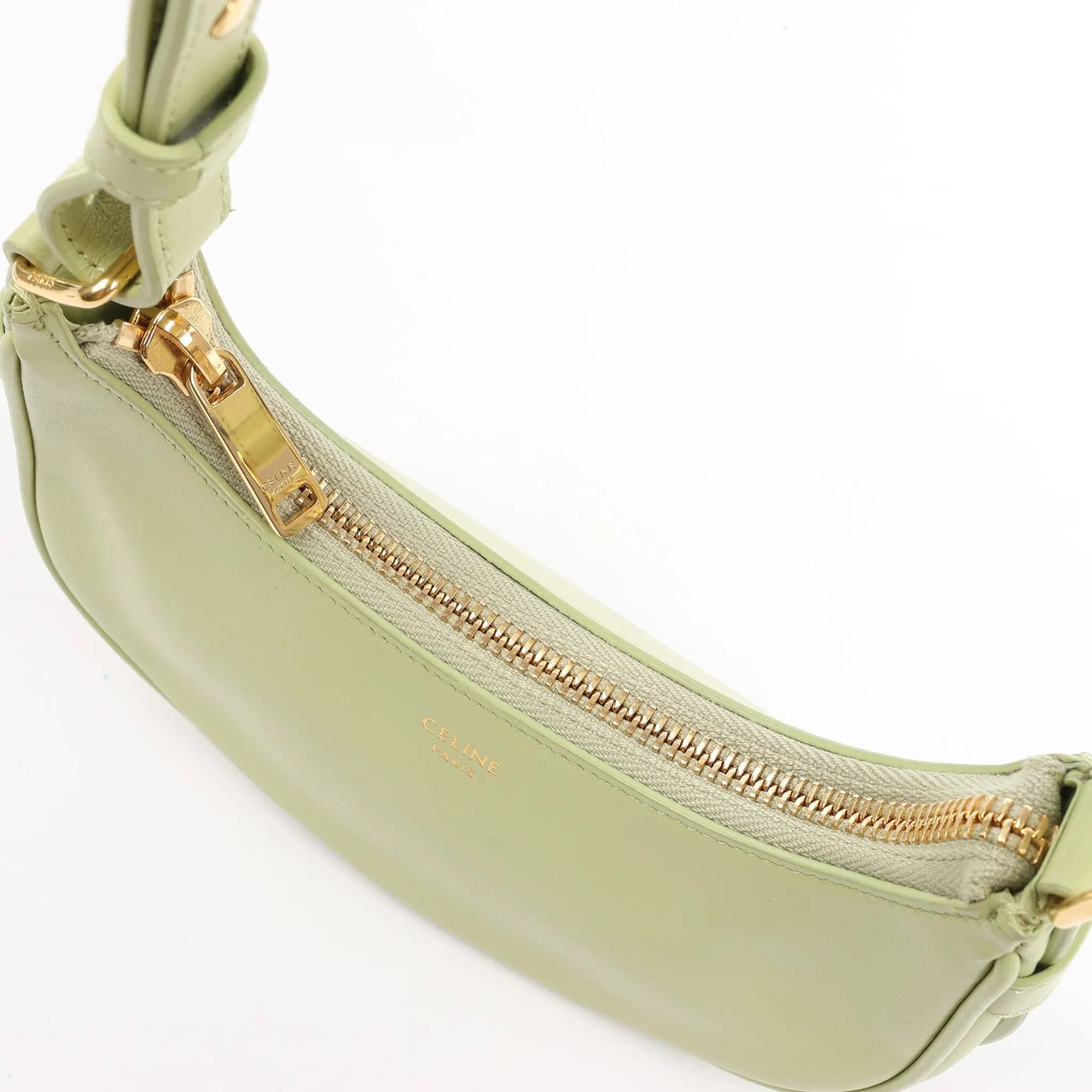 Celine CELINE Ava Leather Shoulder Bag in Green Groen