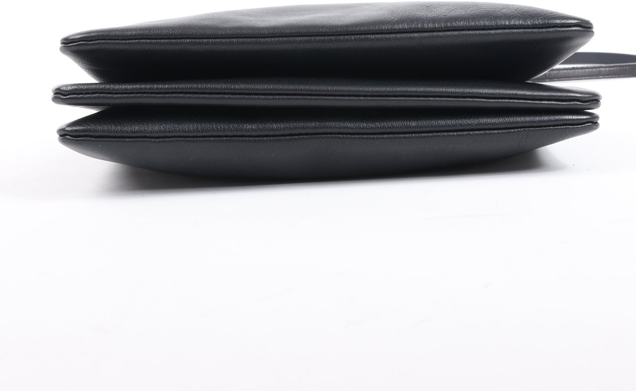 Celine Celine Trio Large Leather Crossbody bag in Black Zwart
