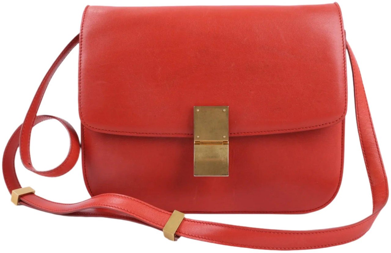 Celine CELINE Classic Box Medium Leather Shoulder Bag in Red Rood