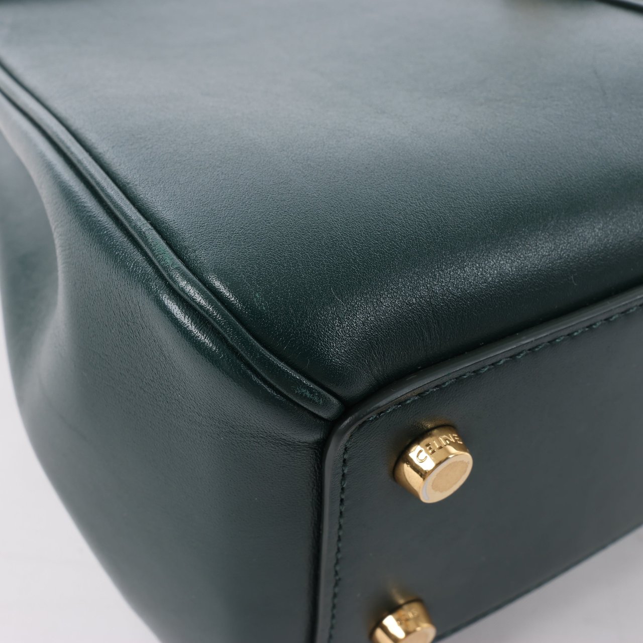 Celine Celine Sac 16 Small Smooth Leather Handbag in Green Groen