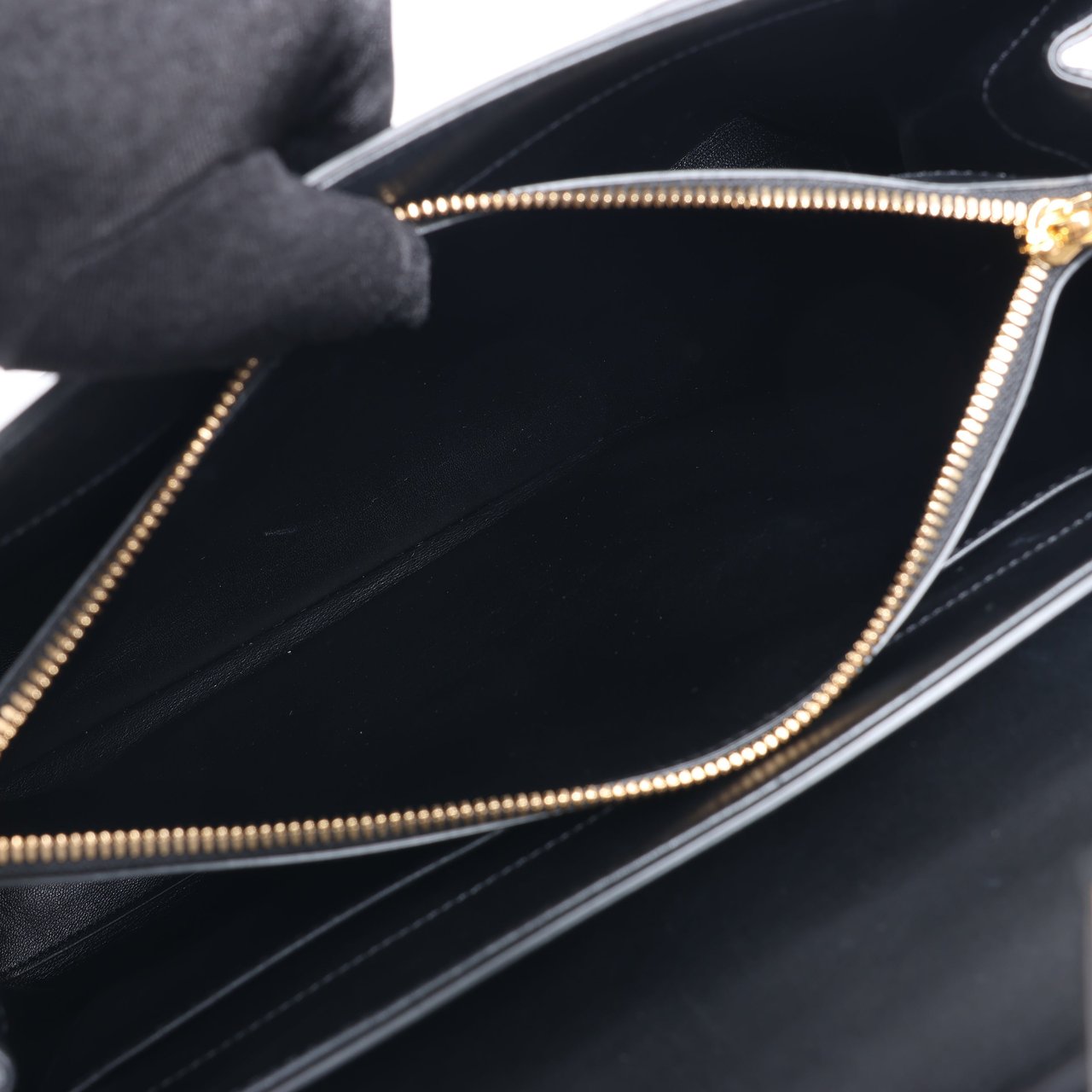 Celine Celine Sac 16 Smooth Leather Medium 2Way Handbag in Black Zwart