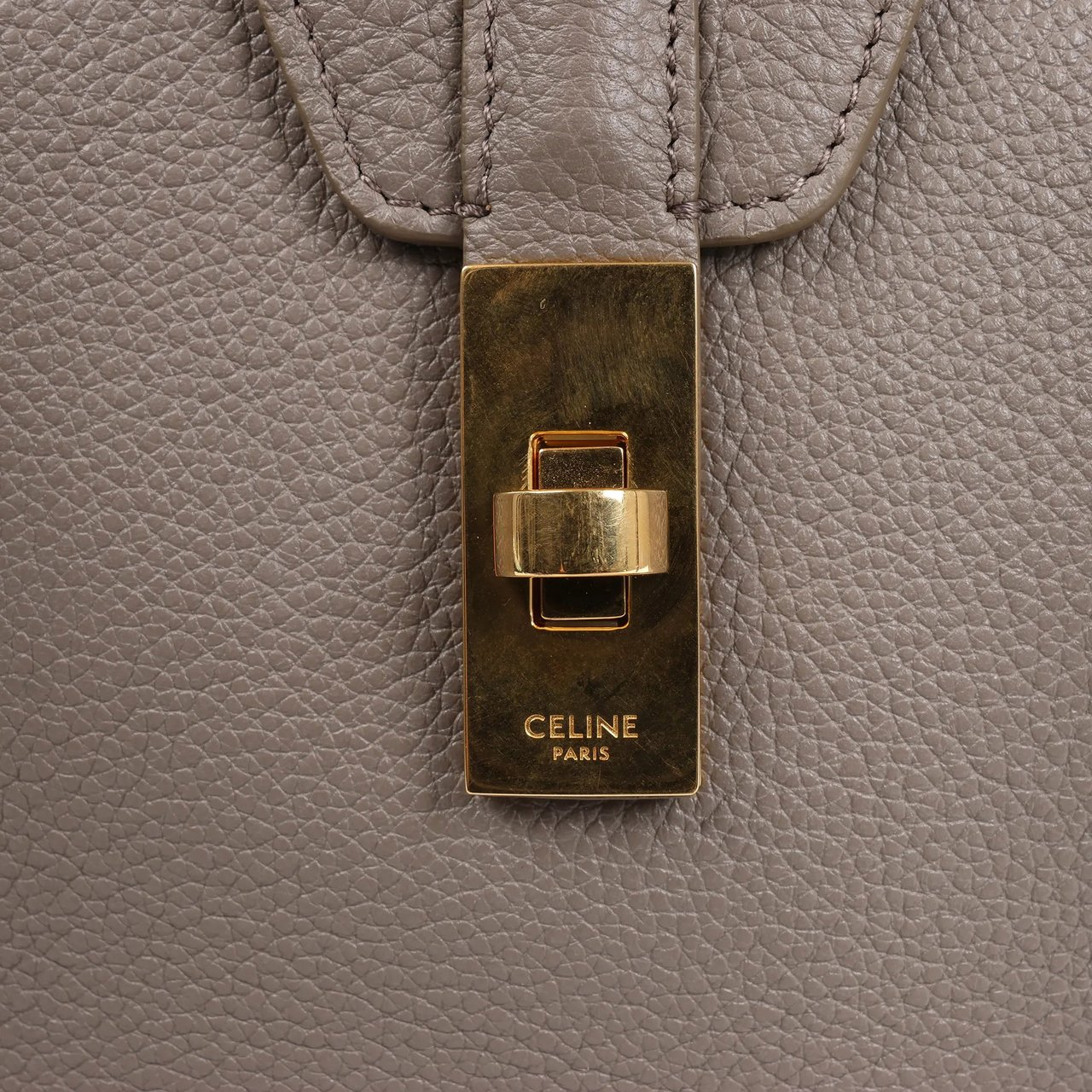 Celine Celine Sac 16 Medium Grained Leather Handbag in Gray Grijs