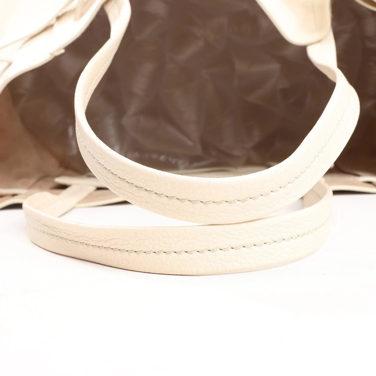 Celine Celine Cabas Phantom Medium Leather Shoulder Bag in White Wit