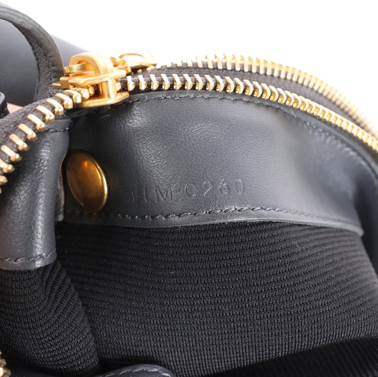 Celine Celine Trio Large Leather Crossbody bag in Gray Grijs