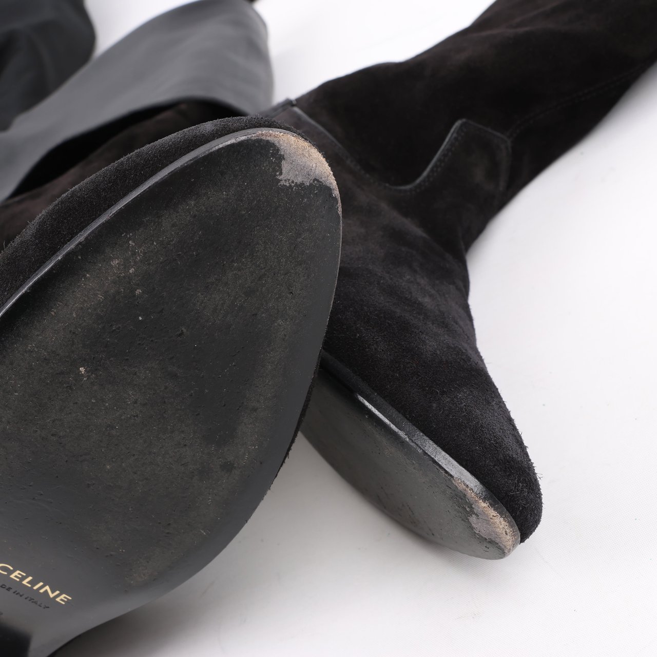 Celine Celine Chat Botté Over-The-Knee Flat Boot in Suede Calfskin in Size 38 RM0220 Zwart