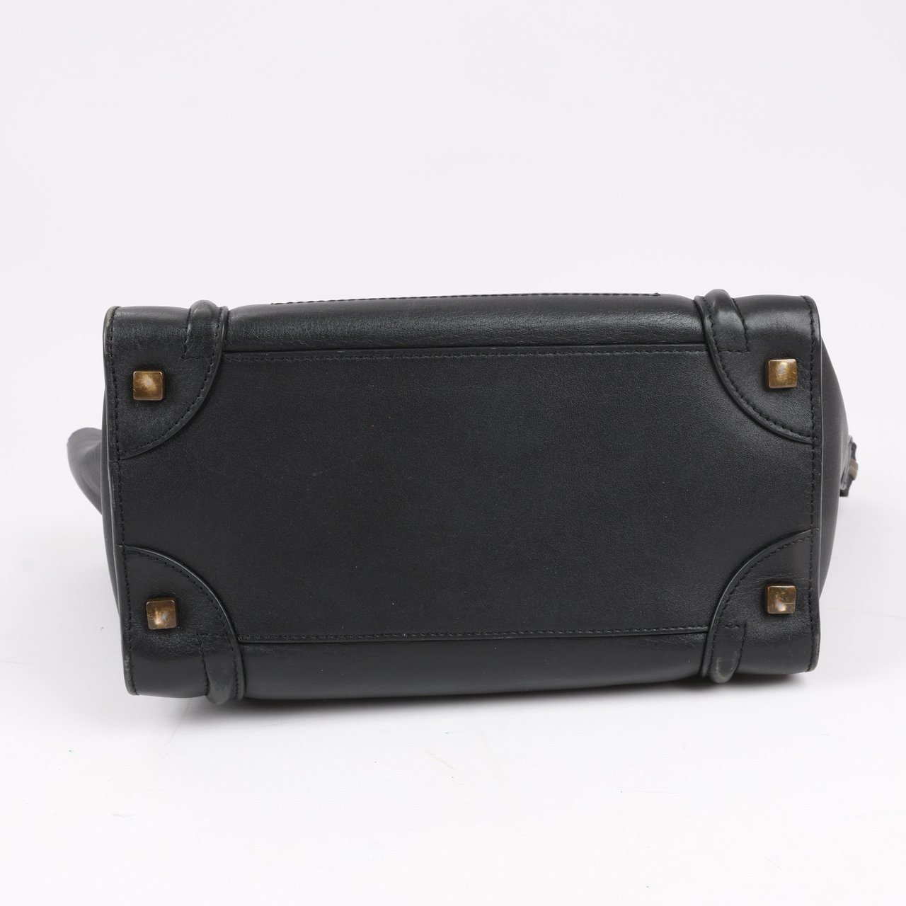 Celine CELINE Luggage Micro Leather Handbag in Black Zwart