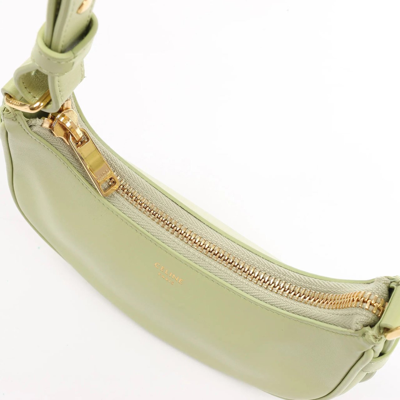 Celine CELINE Ava Leather Shoulder Bag in Green Groen
