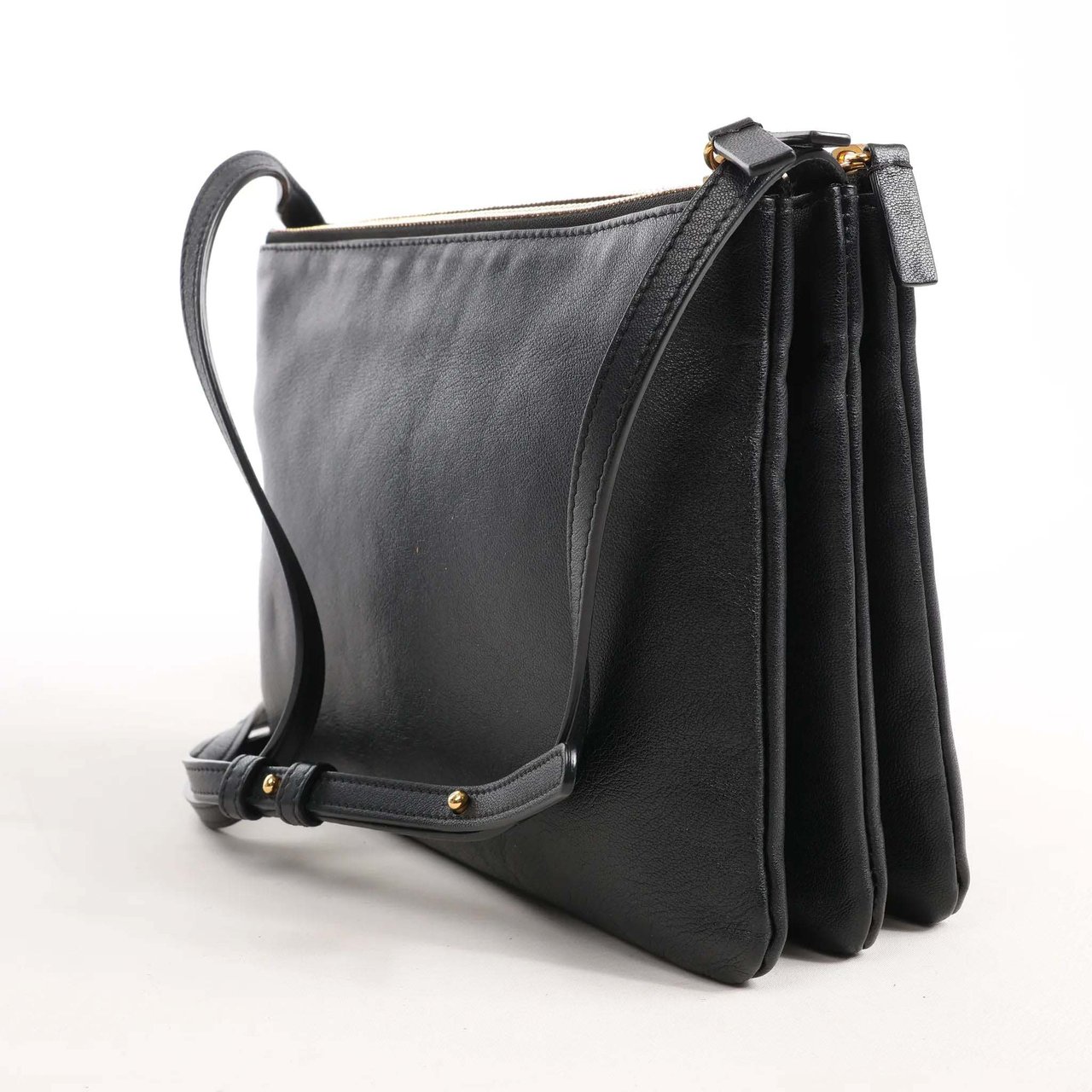 Celine Celine Trio Large Leather Crossbody bag in Black Zwart