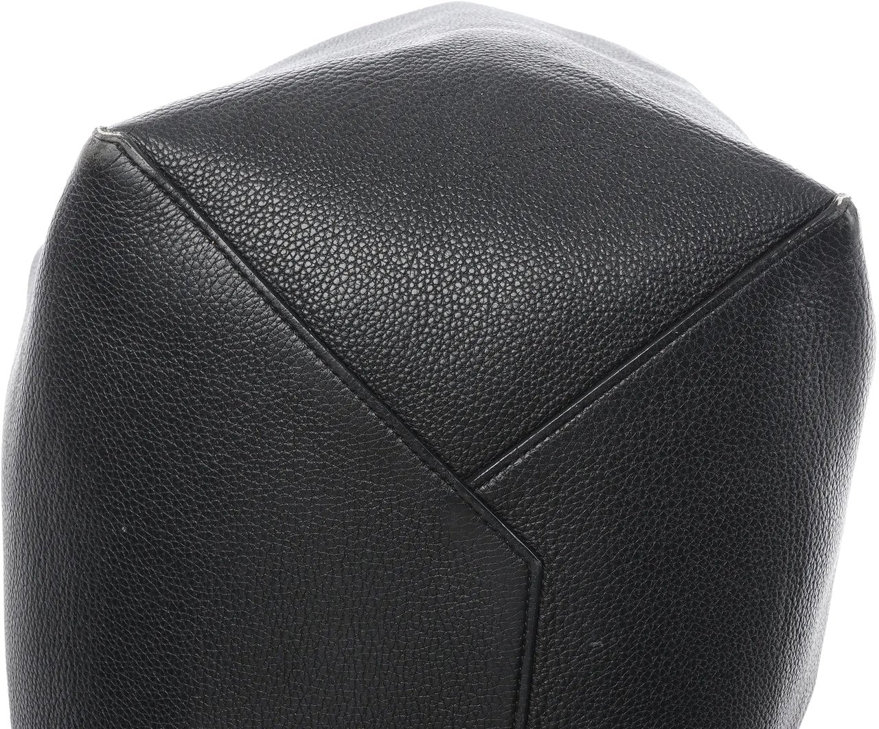 Celine Celine Cabas Phantom Medium Leather Shoulder Bag in Black Zwart