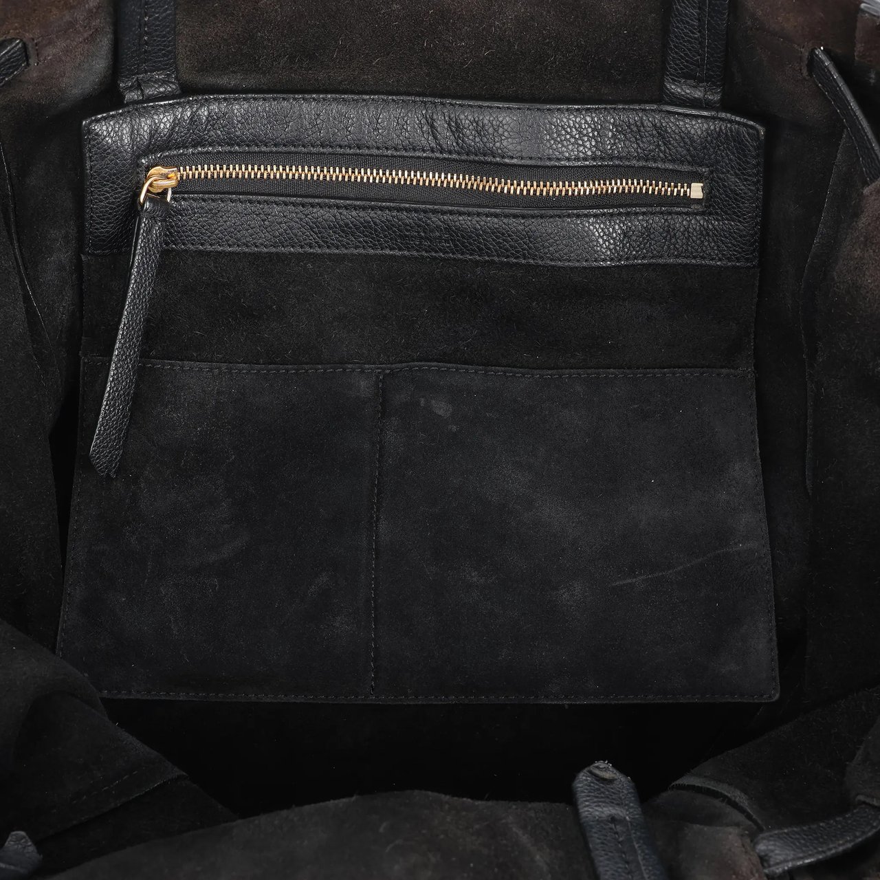 Celine Celine Cabas Phantom Medium Leather Shoulder Bag in Black Zwart