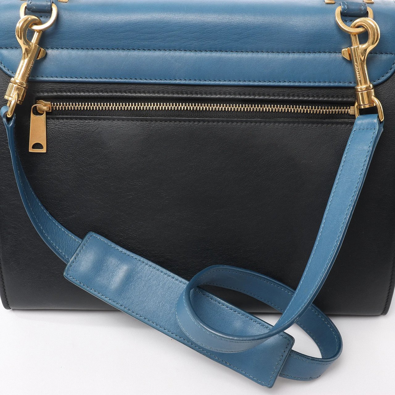 Celine CELINE Trapeze Leather x Suede 2Way Handbag in Blue x Black Blauw