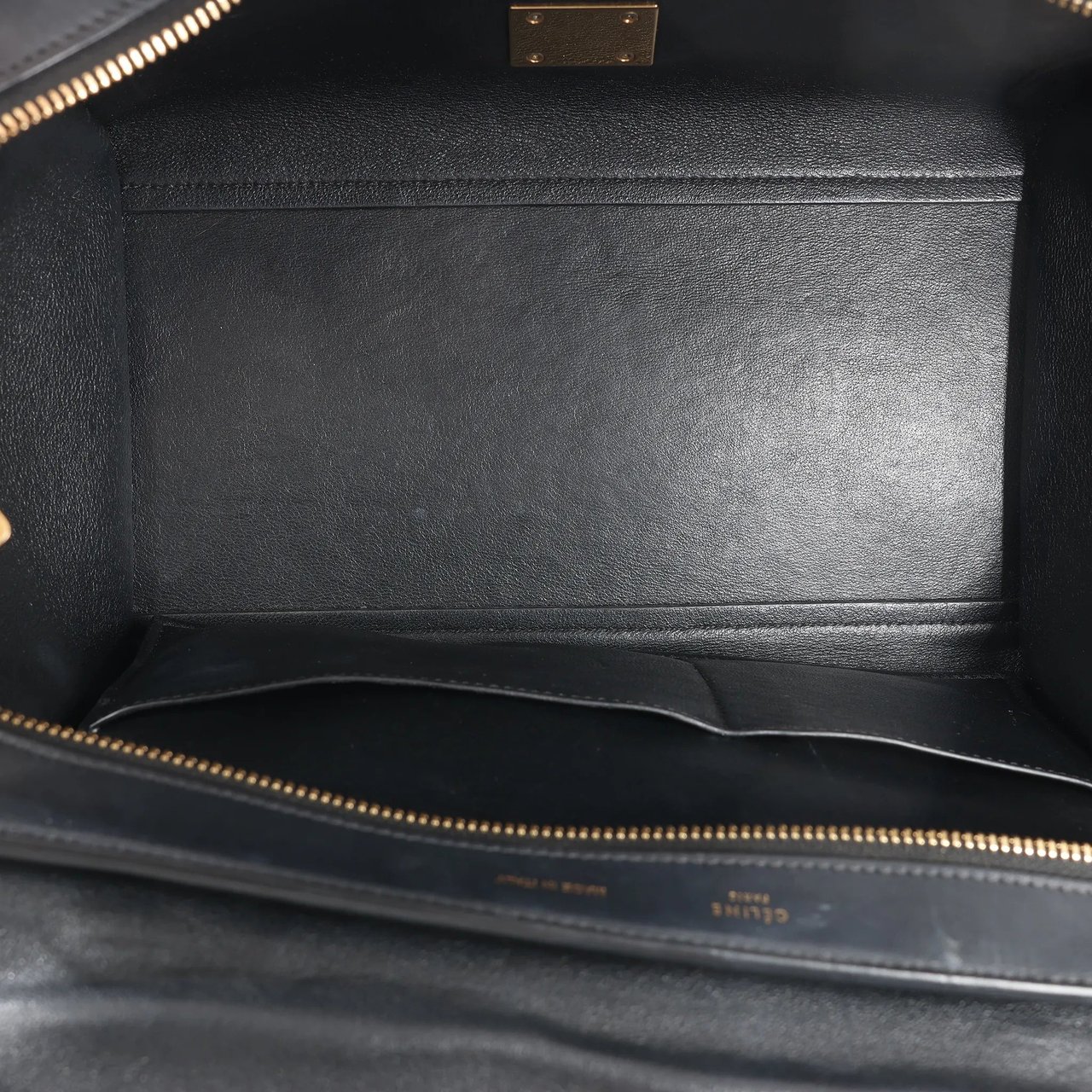 Celine CELINE Trapeze Leather x Suede 2Way Handbag in Blue x Black Blauw