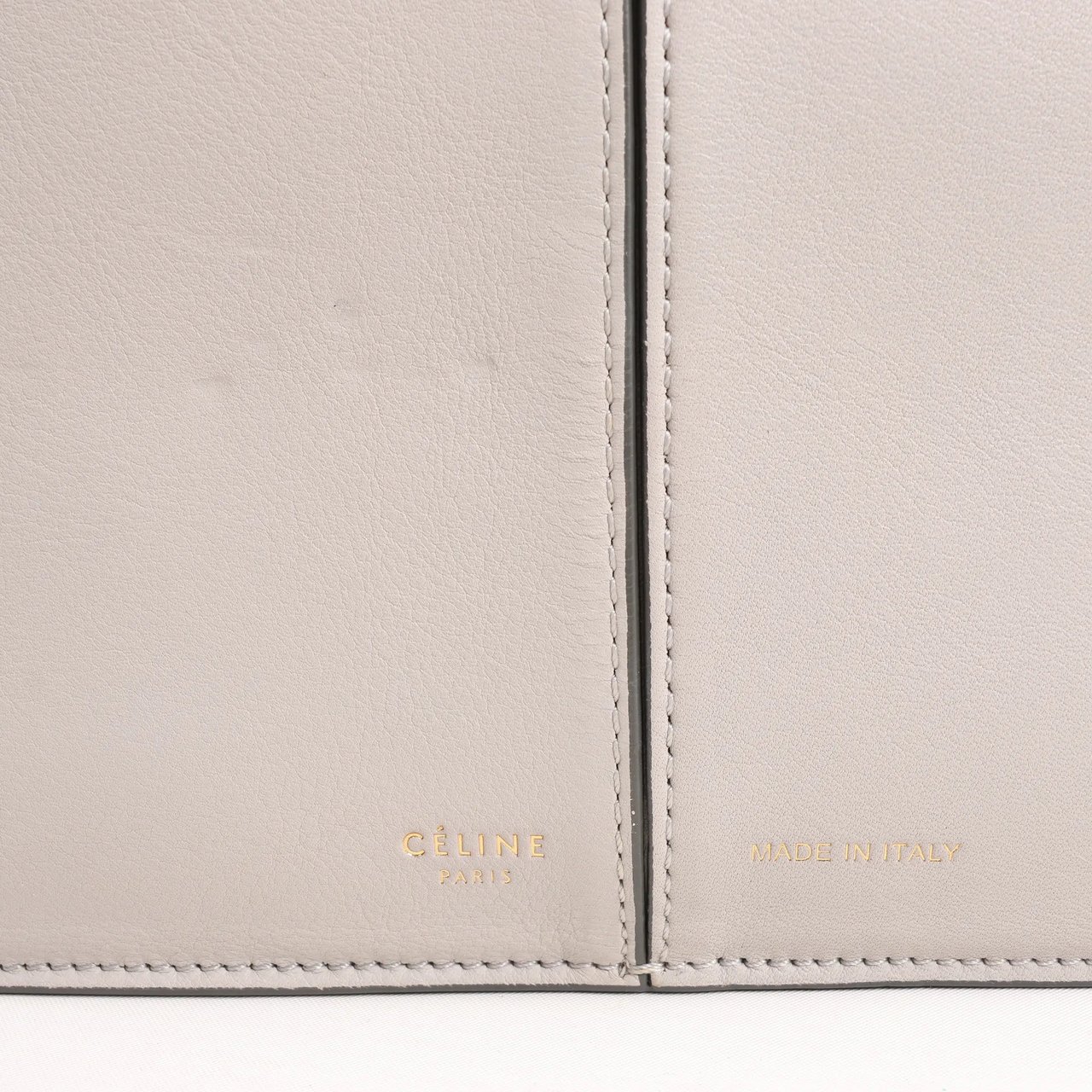 Celine Celine Tri-Fold Leather Chain Shoulder Bag in Gray Grijs