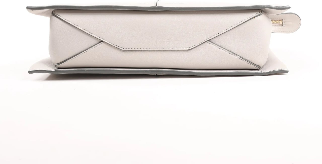 Celine Celine Tri-Fold Leather Chain Shoulder Bag in Gray Grijs