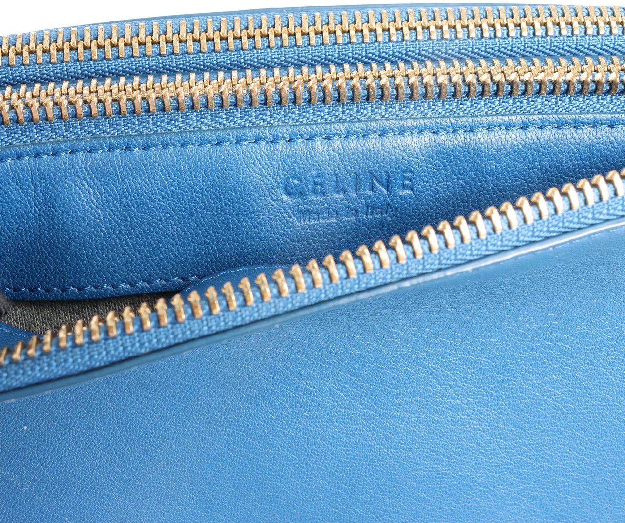 Celine Celine Trio Small Leather Crossbody bag in Blue Blauw