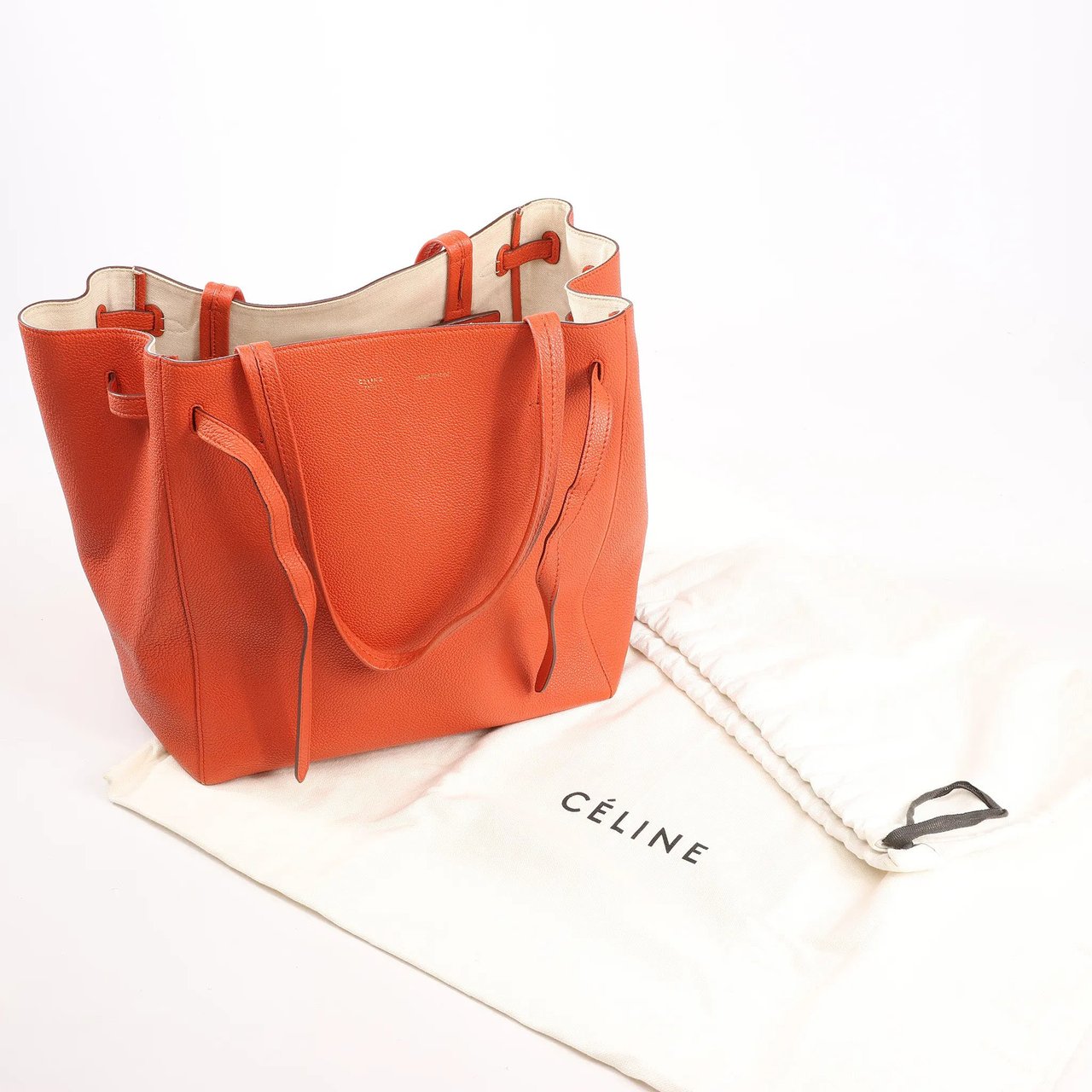 Celine Celine Cabas Phantom Small Leather Shoulder Bag in Orange Oranje