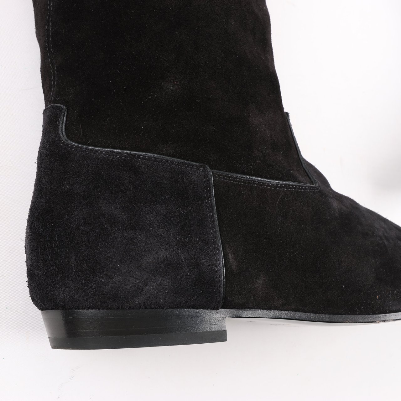 Celine Celine Chat Botté Over-The-Knee Flat Boot in Suede Calfskin in Size 38 RM0220 Zwart