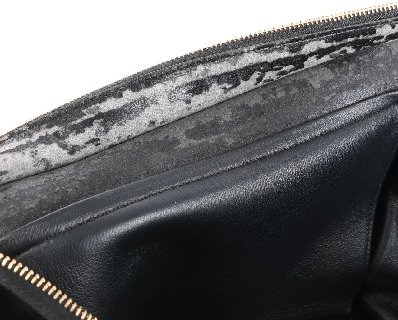 Celine CELINE Trapeze Croc Embossed Leather x Suede 2Way Handbag in Black Zwart