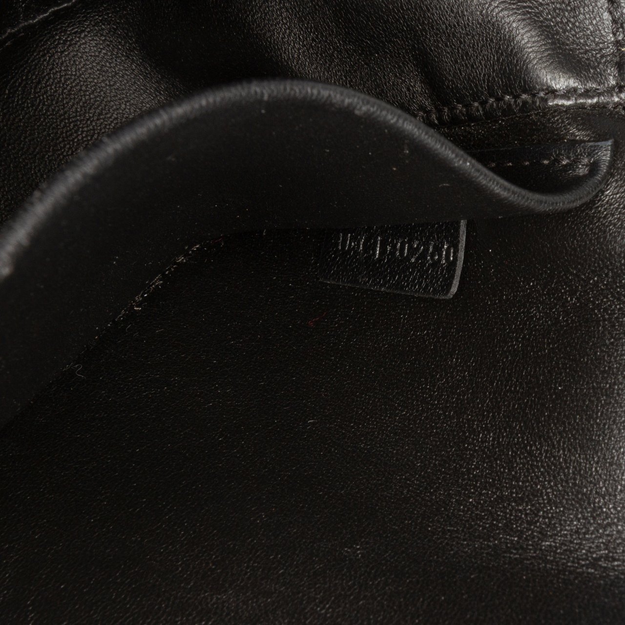 Celine Teen Shiny Calfskin Triomphe Crossbody Zwart