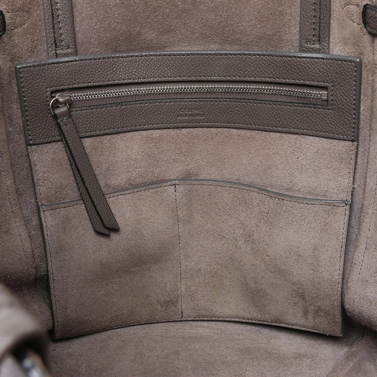 Celine Celine Cabas Phantom Medium Leather Shoulder Bag in Gray Grijs