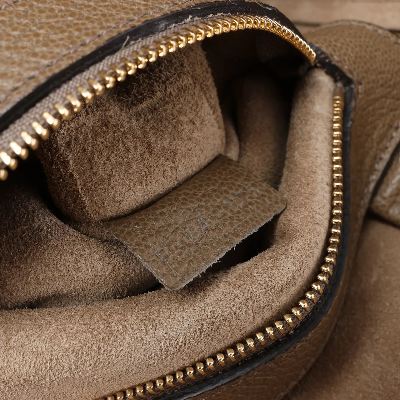 Celine Celine Cabas Phantom Small Leather Shoulder Bag in Taupe Bruin