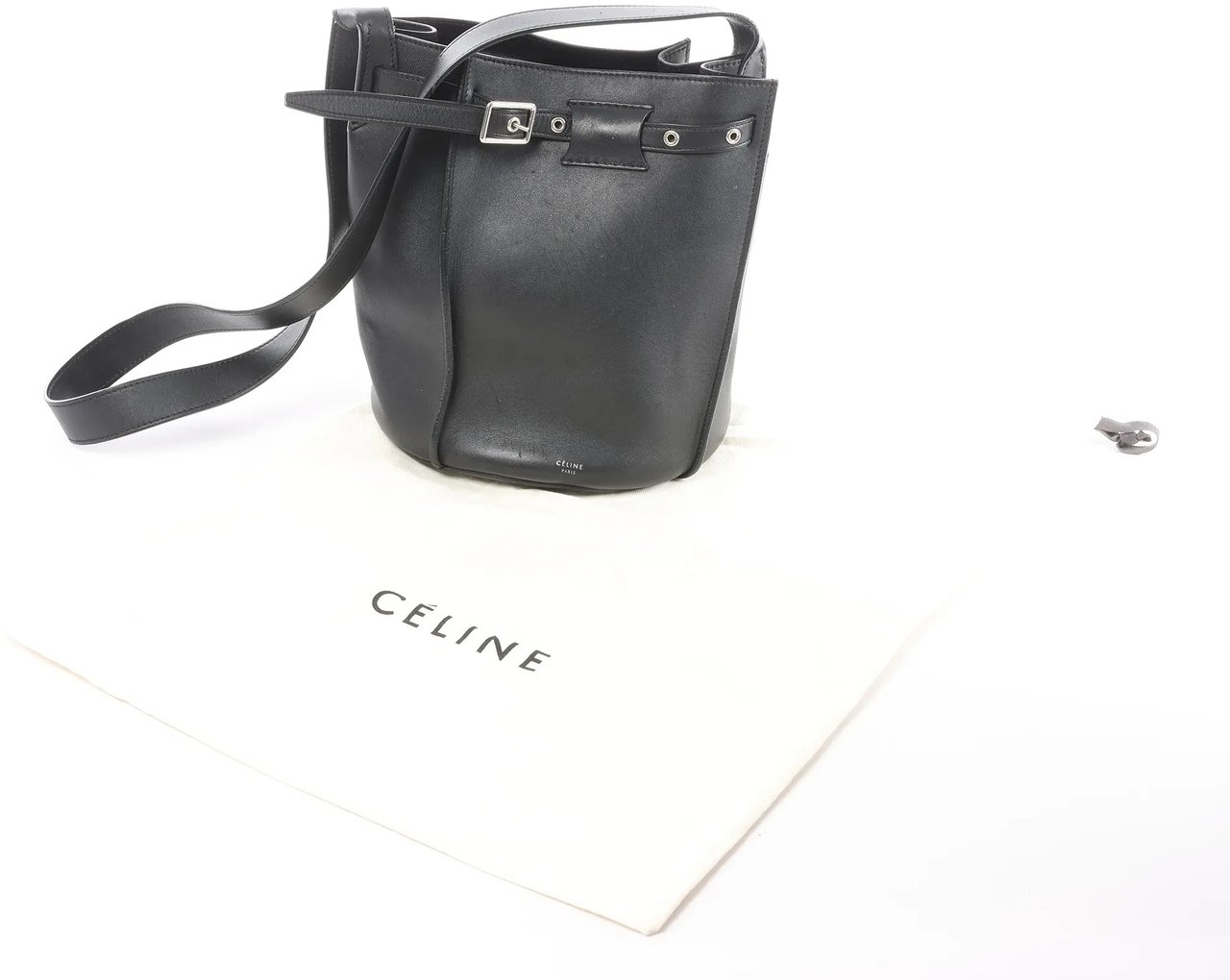 CELINE Big Bag Bucket Leather Shoulder Bag in Black Zwart