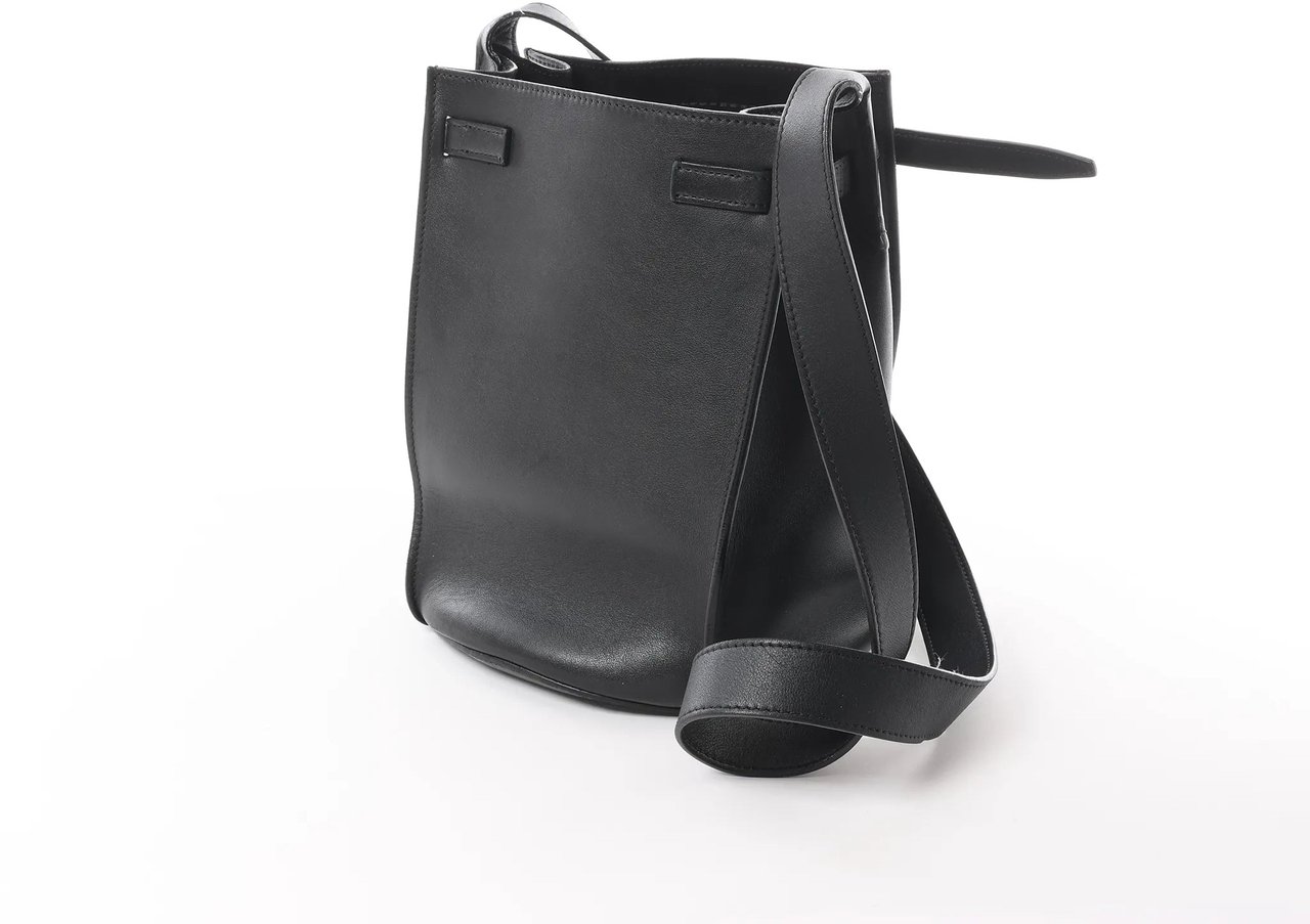 CELINE Big Bag Bucket Leather Shoulder Bag in Black Zwart