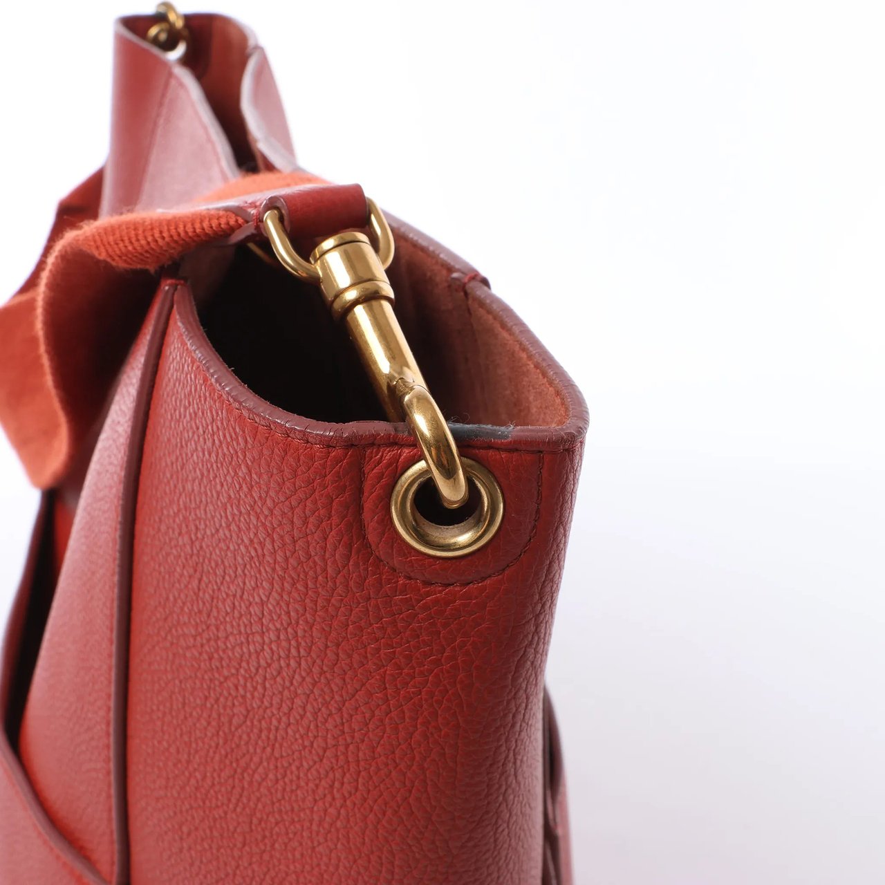 CELINE Seau Sangle Bucket Leather Shoulder Bag in Red Divers