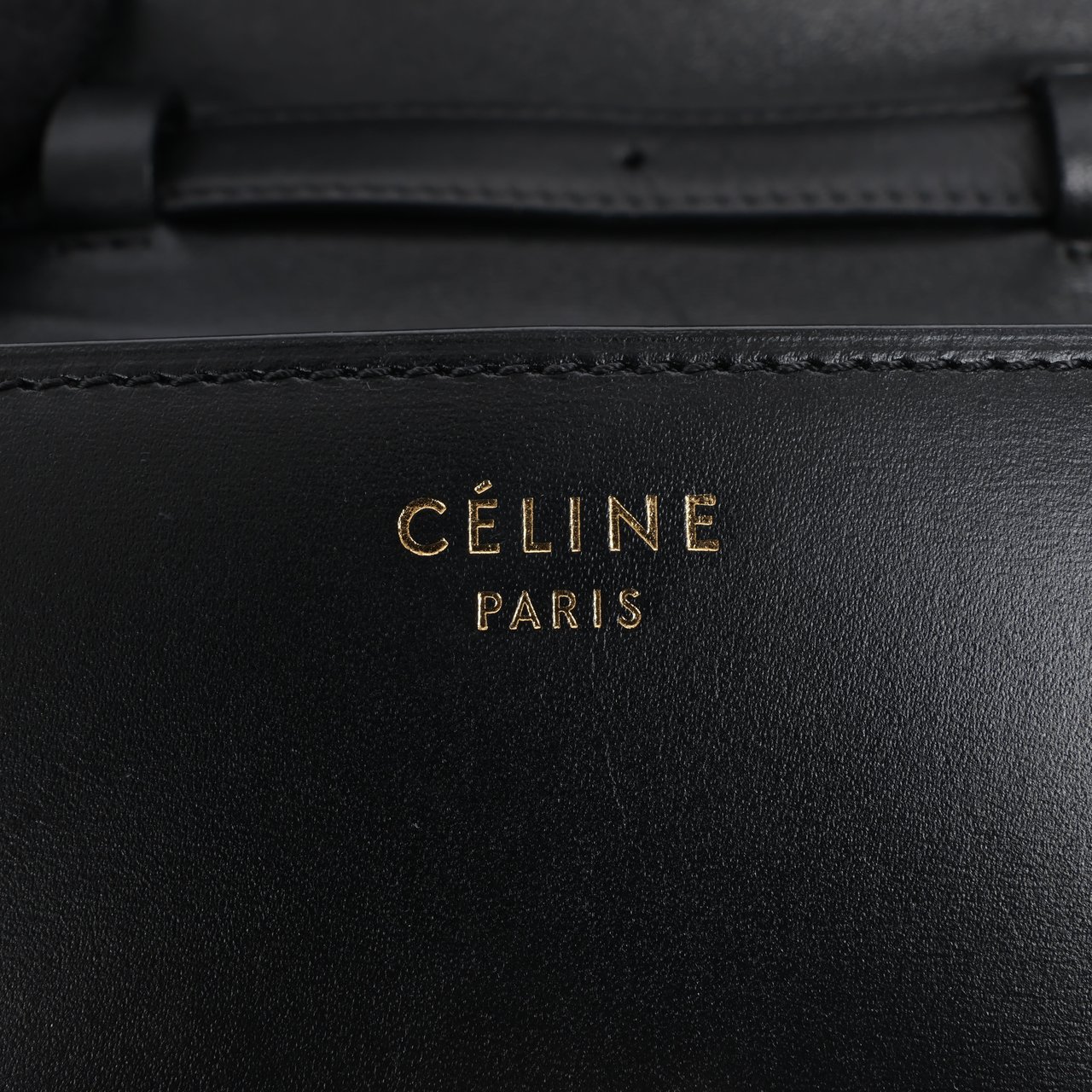 CELINE Classic Box Small Leather Crossbody Bag in Black Zwart