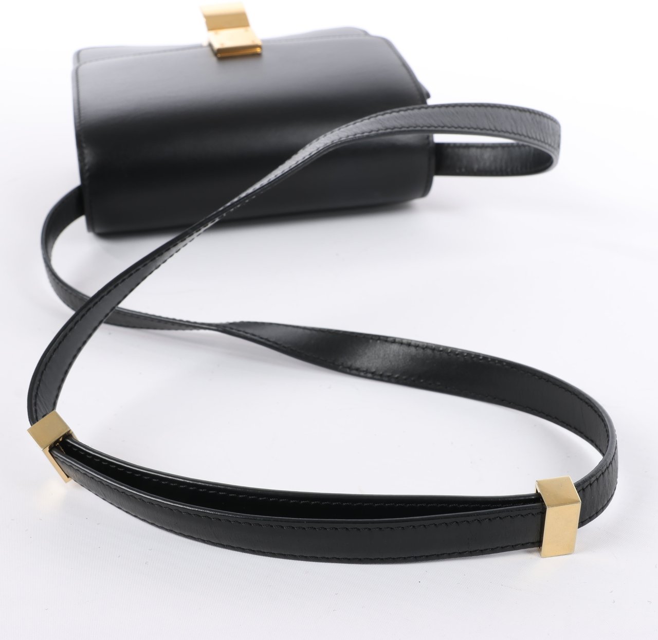 CELINE Classic Box Small Leather Crossbody Bag in Black Zwart