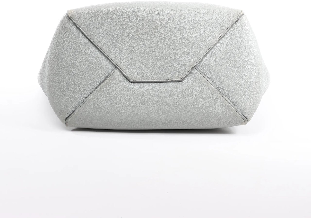 Celine Cabas Phantom Small Leather Shoulder Bag in Gray Grijs
