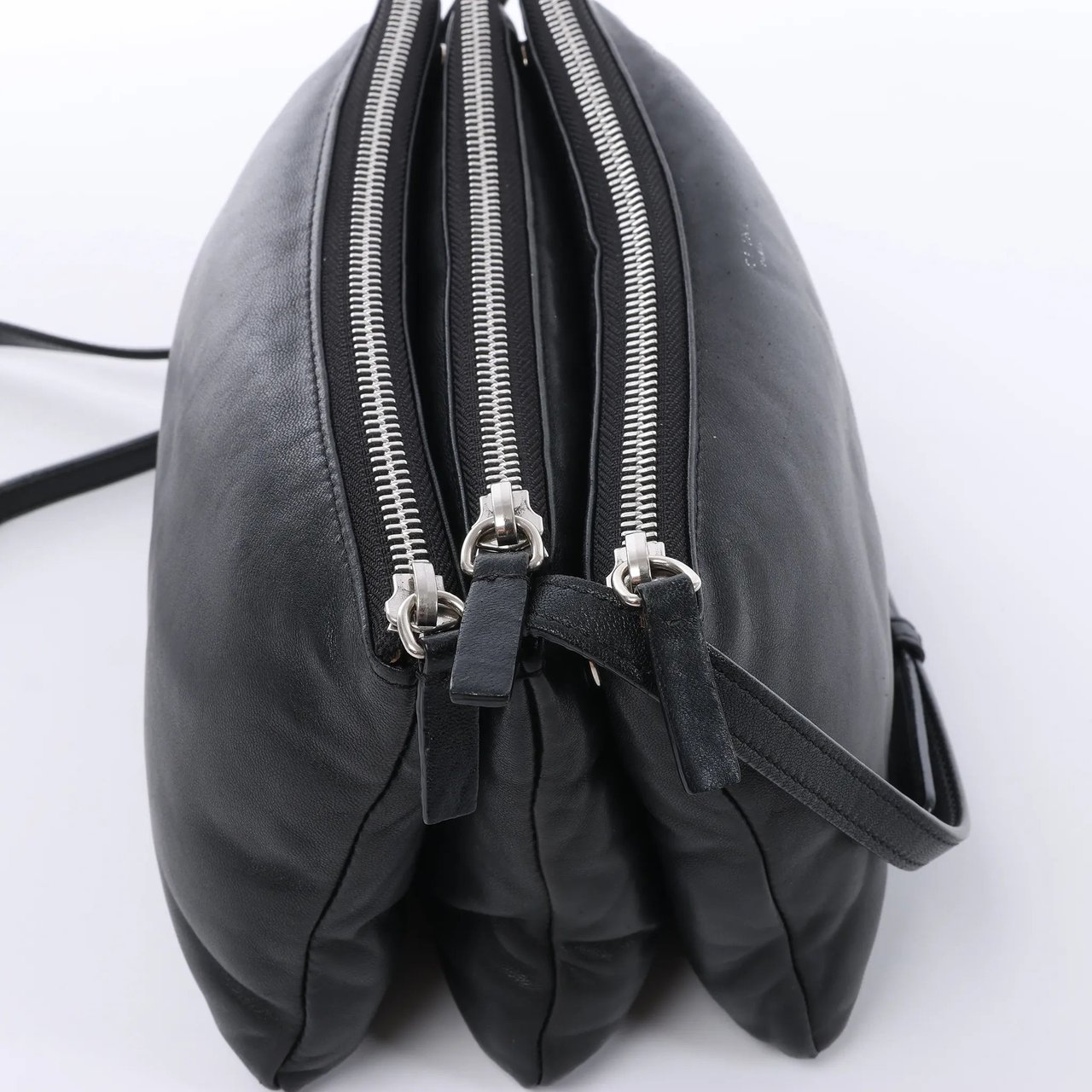 Celine Soft Trio Small Leather Crossbody bag in Black Zwart
