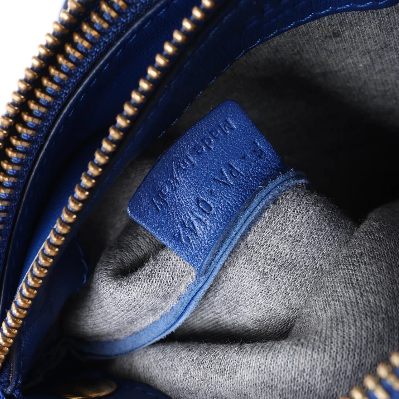 Celine Trio Small Leather Crossbody bag in Blue Blauw