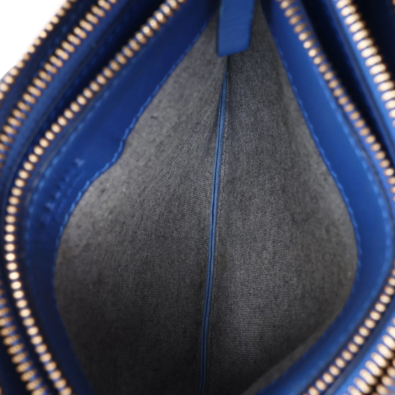 Celine Trio Small Leather Crossbody bag in Blue Blauw