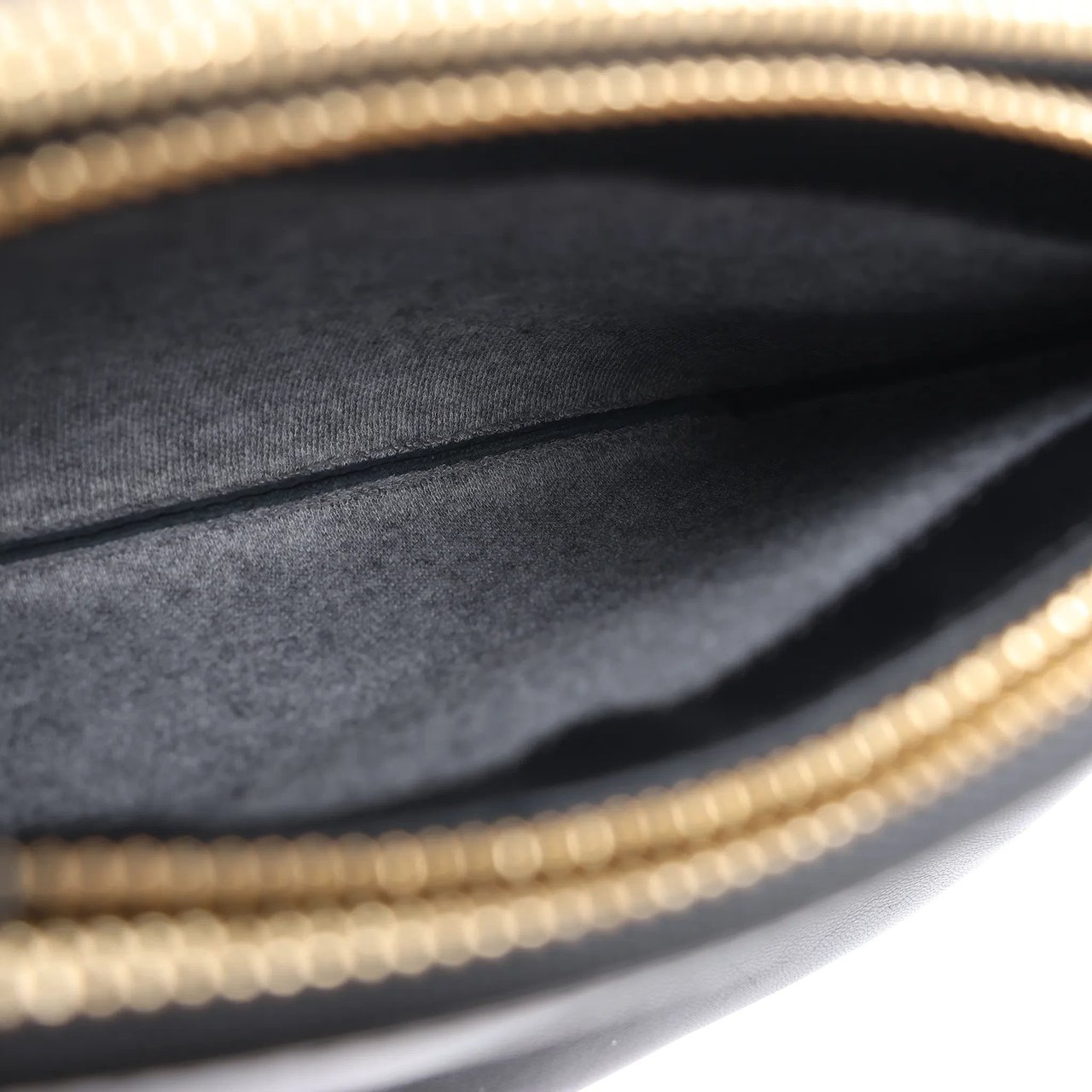 Celine Trio Small Leather Crossbody bag in Black Zwart