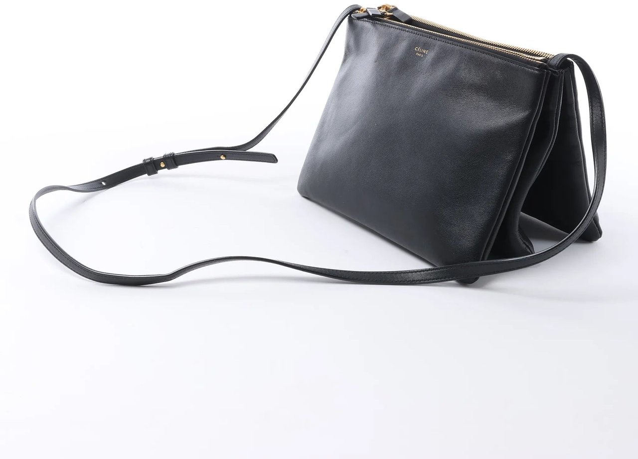 Celine Trio Large Leather Crossbody bag in Black Zwart