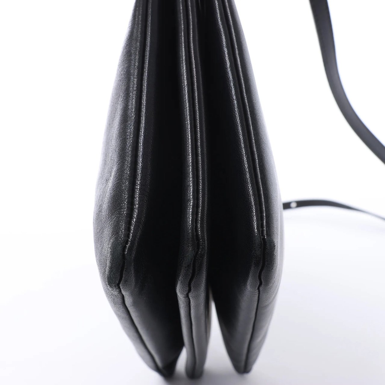 Celine Trio Large Leather Crossbody bag in Black Zwart