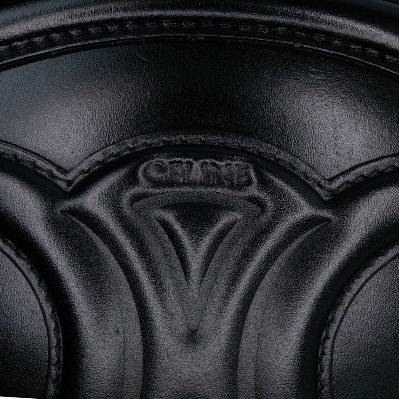 Celine Small Calfskin Cuir Triomphe Oval Crossbody Zwart