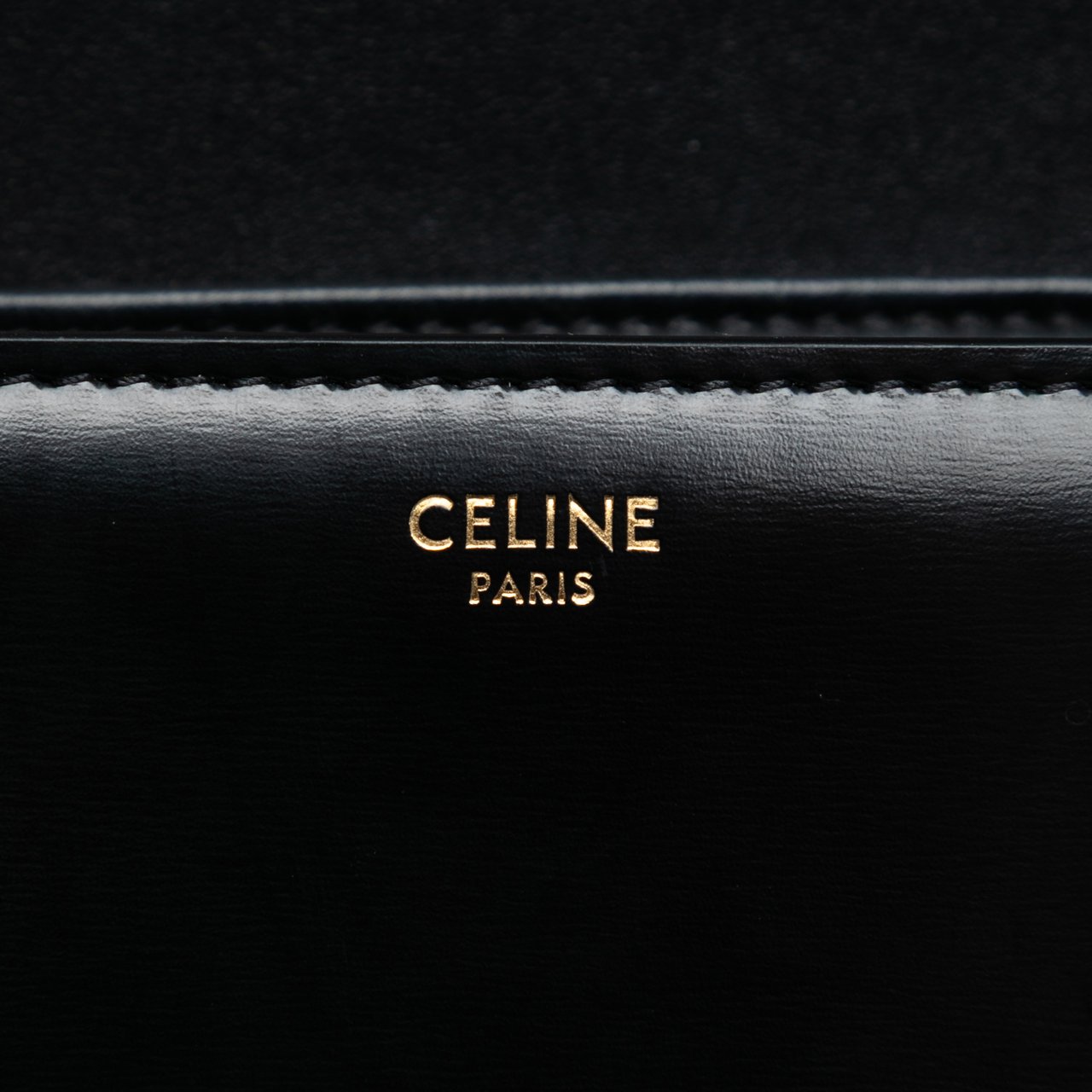 Celine Teen Shiny Calfskin Triomphe Crossbody Zwart