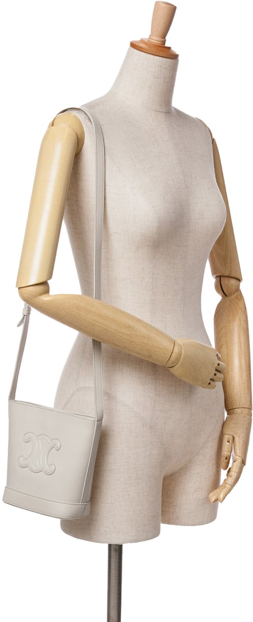 Celine Small Smooth Calfskin Cuir Triomphe Bucket Bag Grijs