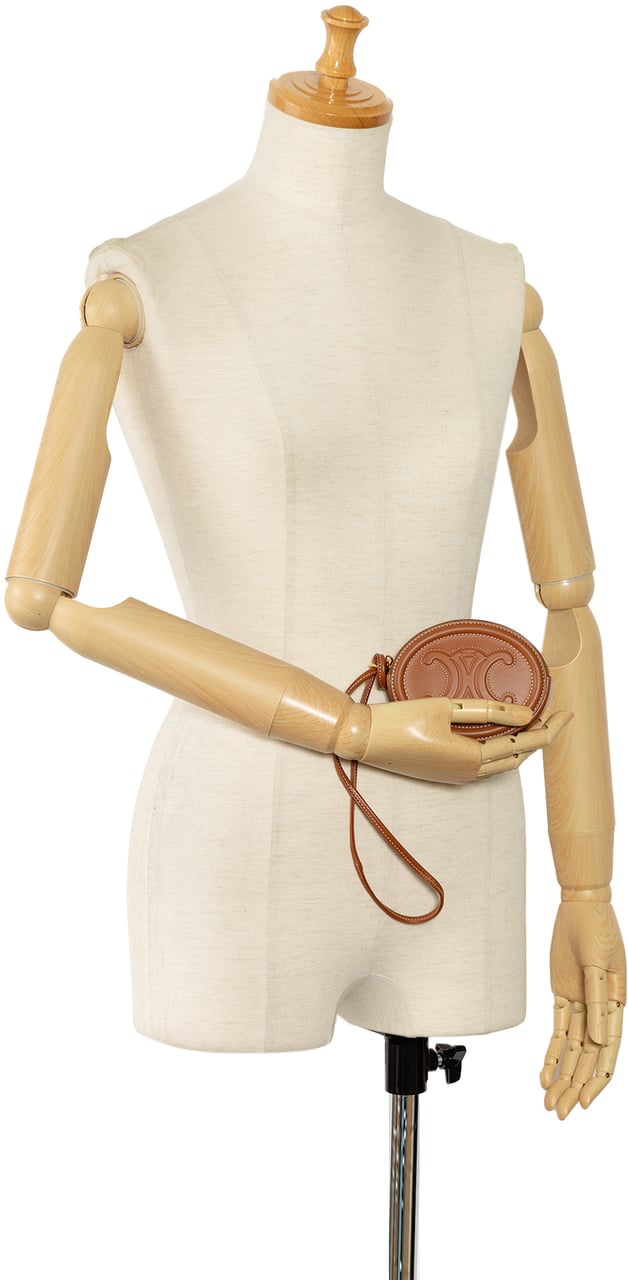 Celine Calfskin Cuir Triomphe Oval Clutch Bruin