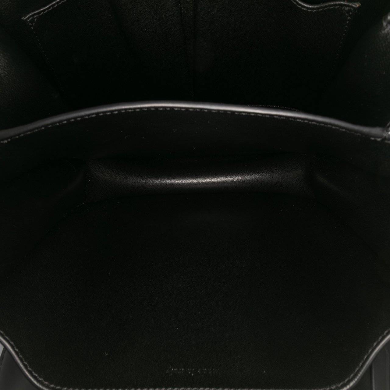 Celine Medium Calfskin Classic Box Zwart