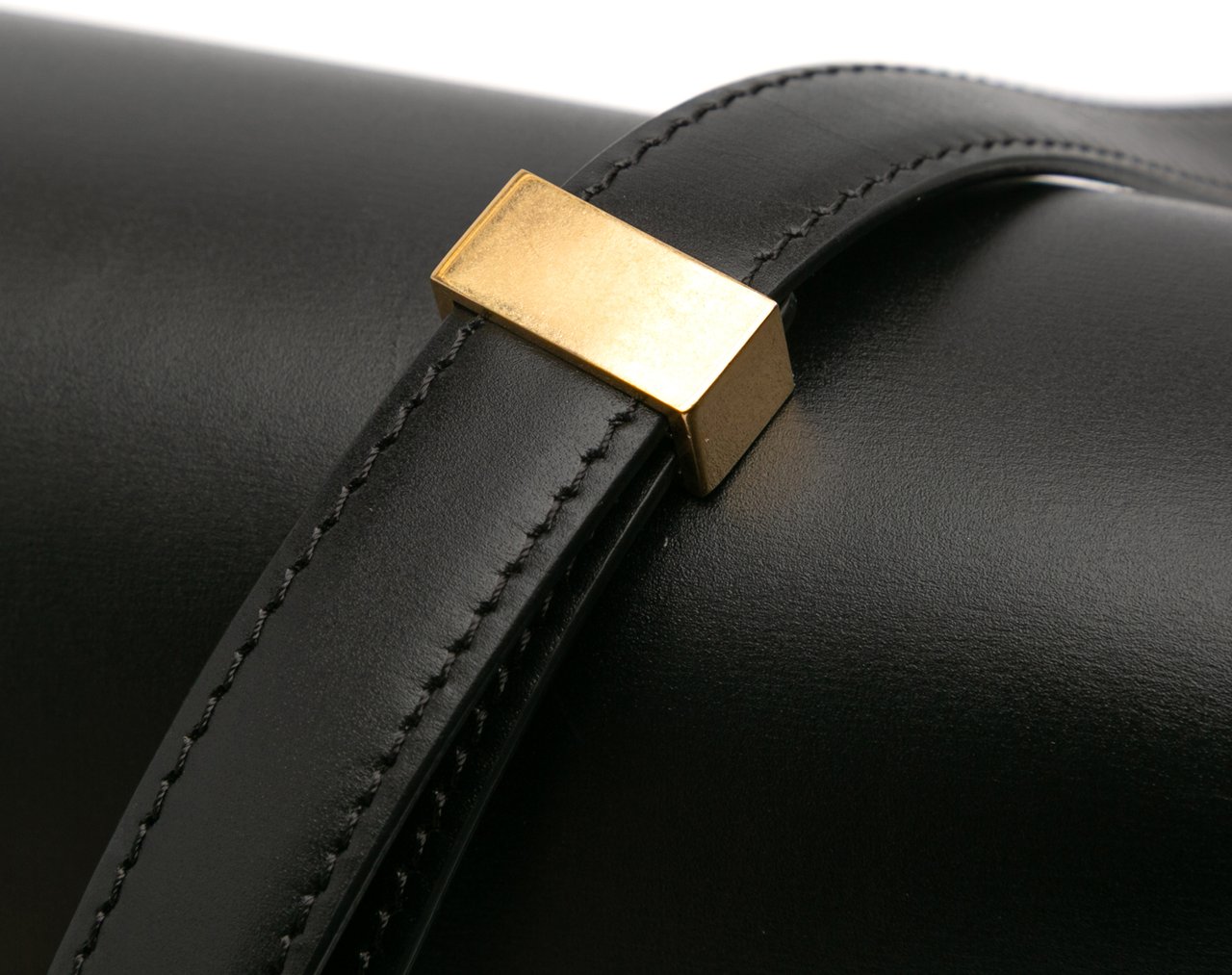 Celine Medium Calfskin Classic Box Zwart