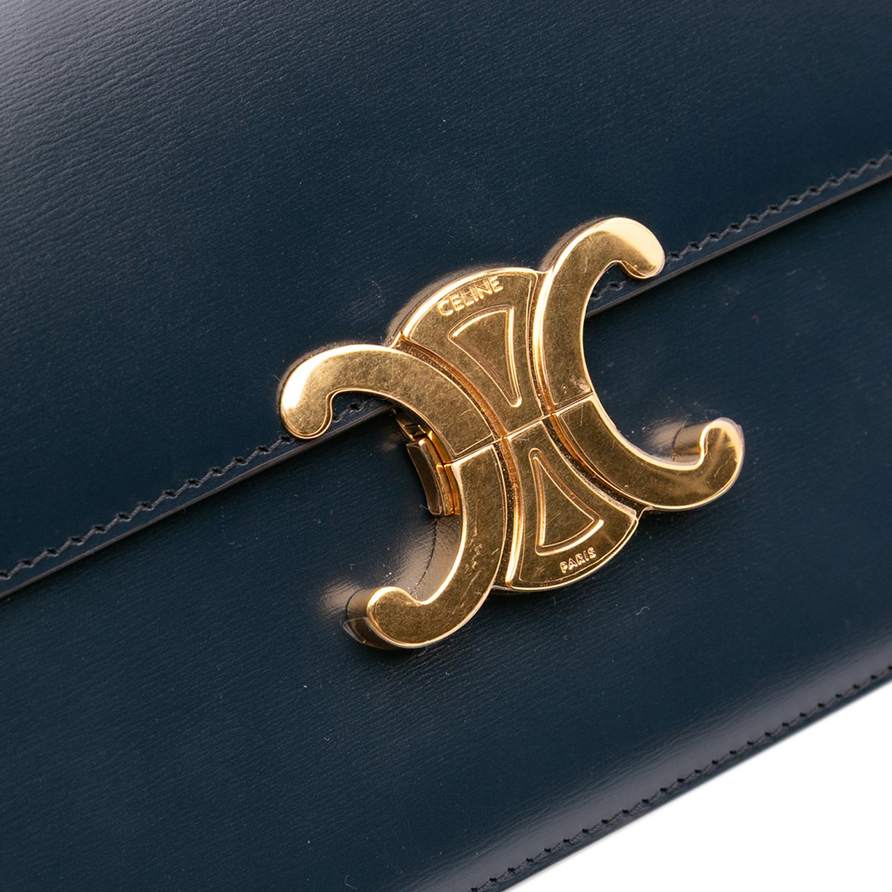Celine Classique Shiny Calfskin Triomphe Crossbody Blauw