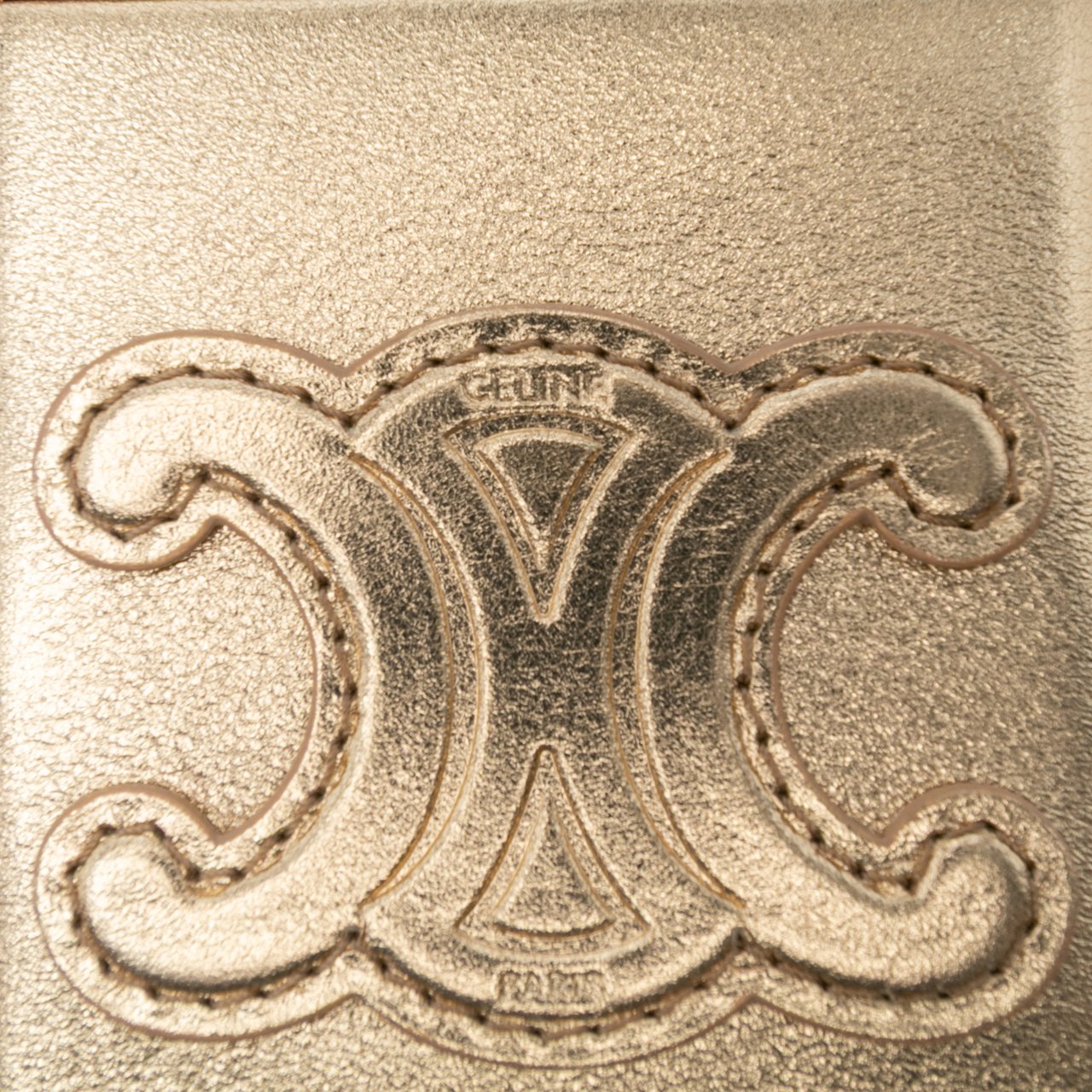 Celine Metallic Calfskin Triomphe Lock Bag Goud